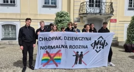 Narodowcy protestują przeciwko rejestracji małżeństw&hellip;