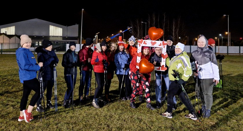 WALENTYNKOWY TRENING NORDIC WALKING