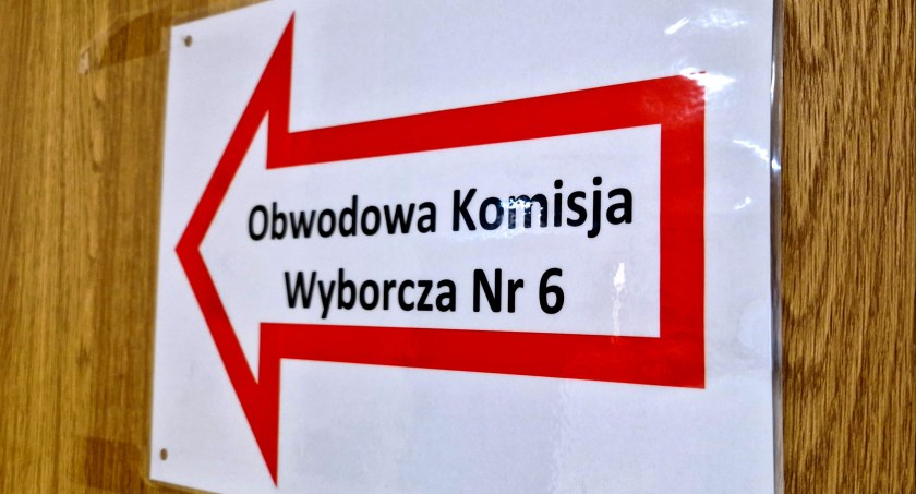 WYBORY W KOCZARGACH STARYCH ROZSTRZYGNIĘTE 