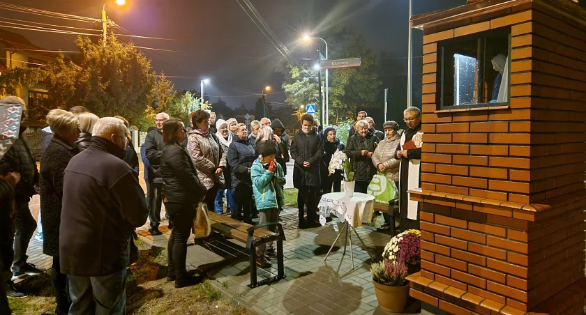 POŚWIĘCENIE KAPLICZKI W KOCZARGACH STARYCH