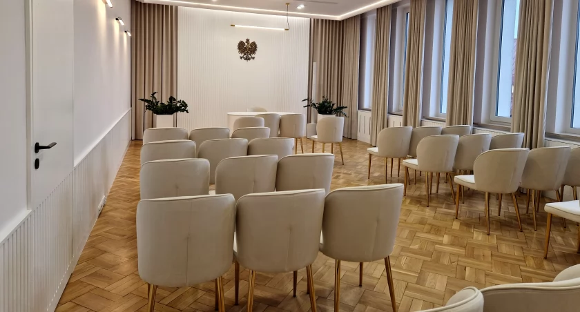 NOWA SALA ŚLUBÓW W URZĘDZIE GMINY STARE BABICE