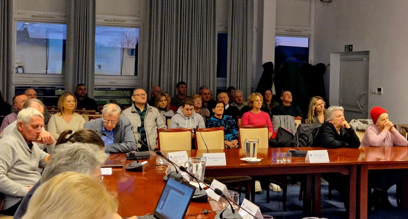 GMINNA KOMISJA W SPRAWIE MODERNIZACJI UL. SIKORSKIEGO