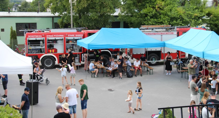 DZIEŃ OCHOTNICZEJ STRAŻY POŻARNEJ I DZIEŃ SOŁECTWA STARE BABICE