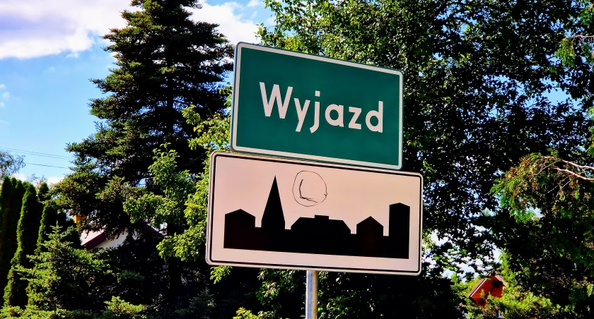 PORADNIK BEZPIECZNE WAKACJE 2024