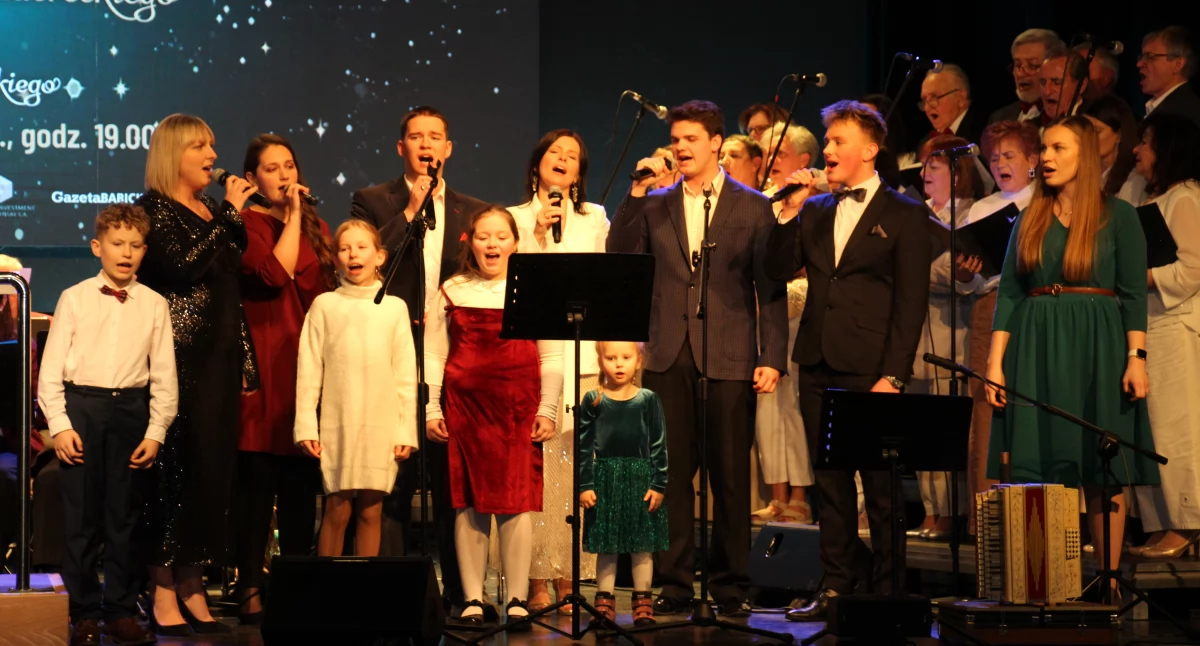 KONCERT NOWOROCZNY Z ORKIESTRĄ DĘTĄ I CHÓREM BABICZANIE