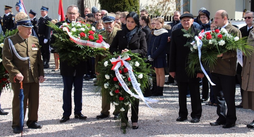KATYŃ I SMOLEŃSK W BABICACH