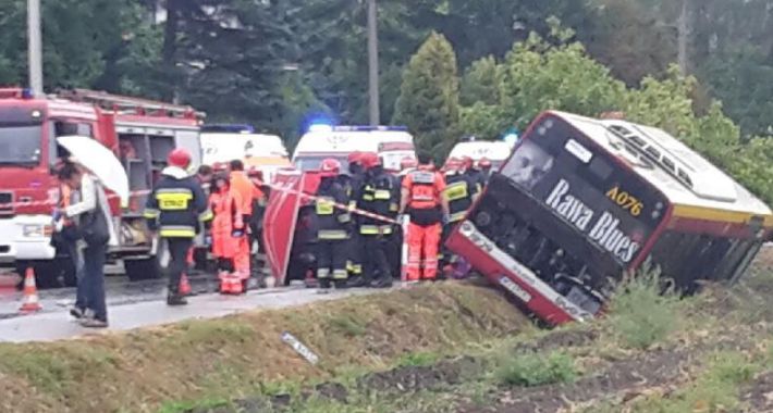 DWIE OSOBY NIE ŻYJĄ - WYPADEK NA HUBALA W BLIZNEM