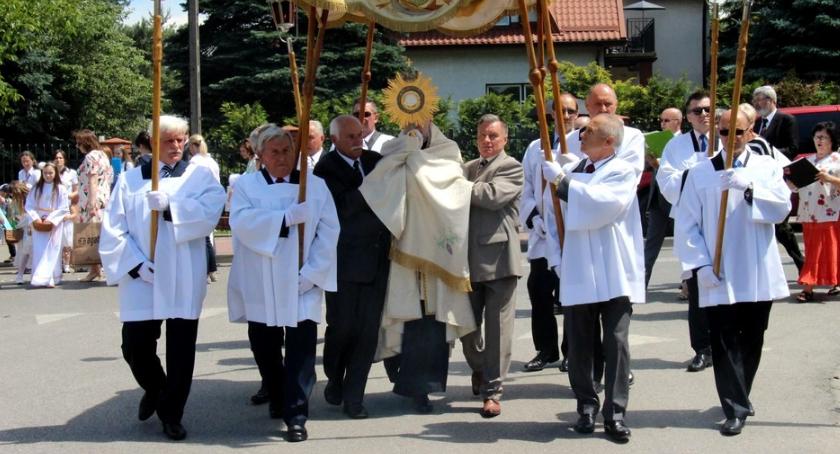 FOTORELACJA Z BABICKIEGO BOŻEGO CIAŁA