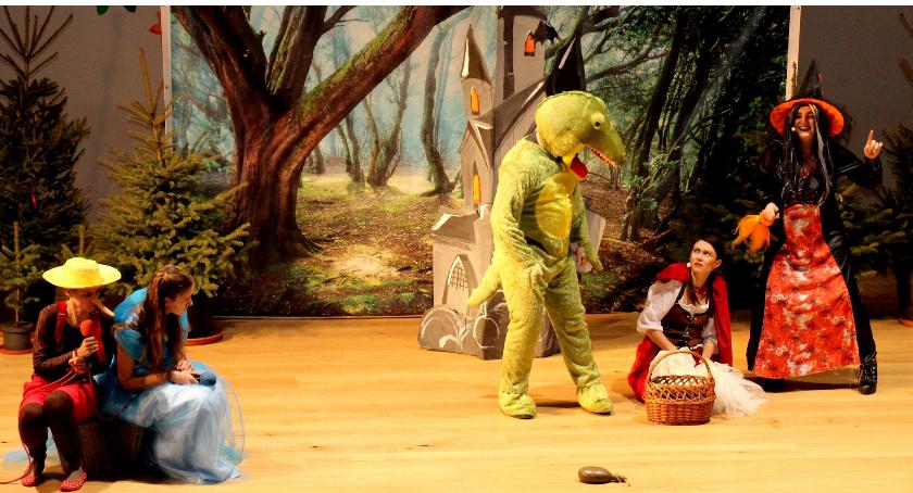 TEATR 