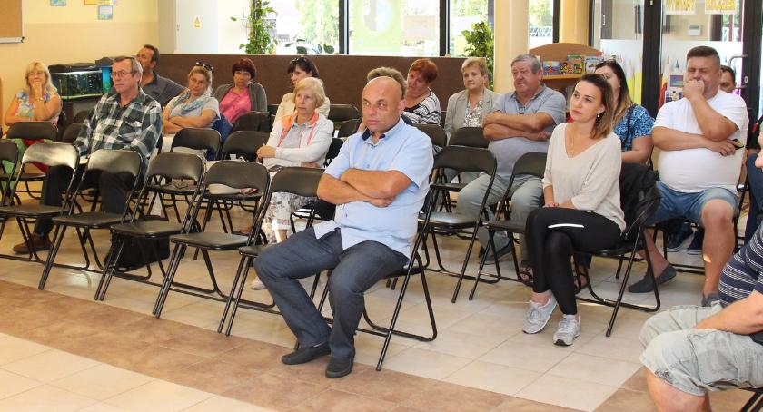 NIEDUŻA FREKWENCJA NA ZEBRANIU
