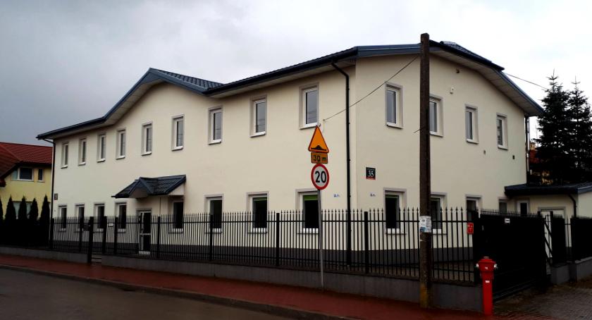 SZKOŁA PODSTAWOWA W STARYCH BABICACH