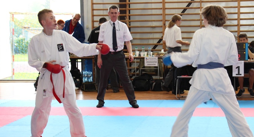 KARATE WKF NA MATACH W BORZĘCINIE DUŻYM