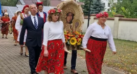 DOŻYNKI PARAFIALNE W BORZĘCINIE DUŻYM