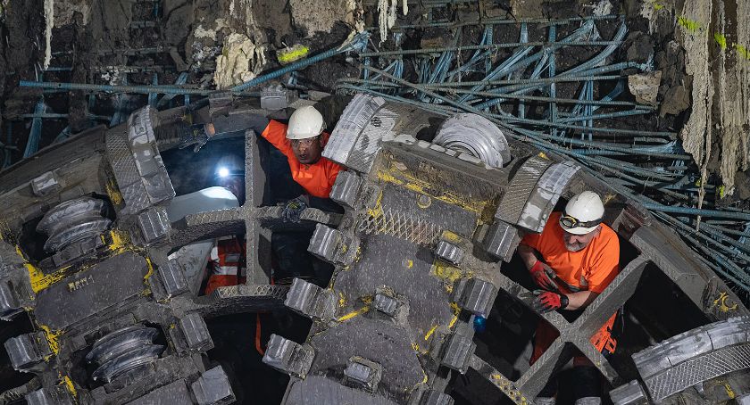 Metro na Bródnie. Tarcza Maria zakończyła drążenie pierwszego tunelu