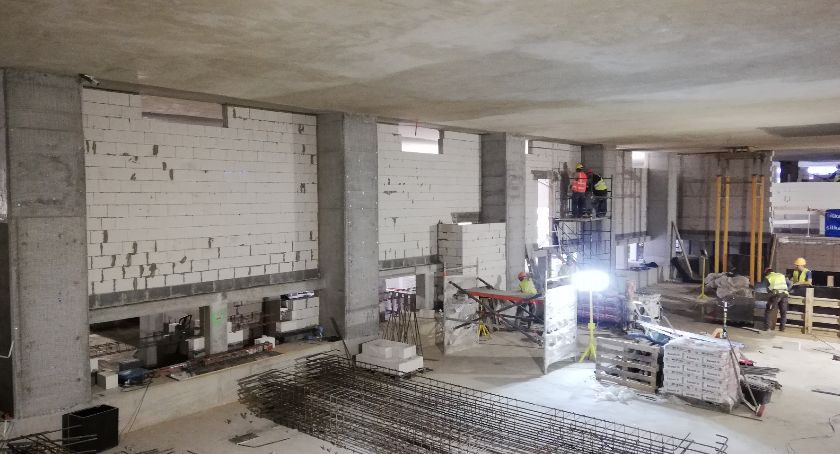 M2: Odcinek pomiędzy stacjami Kondratowicza i Zacisze pokonany