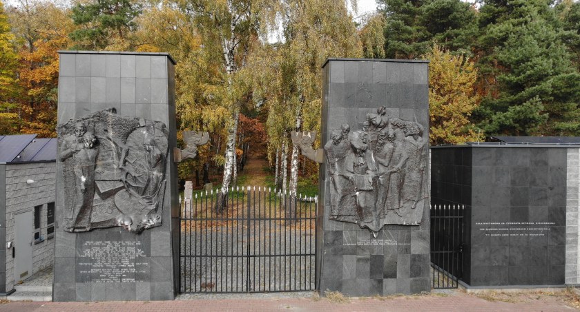 Archeolodzy na Cmentarzu Bródnowskim