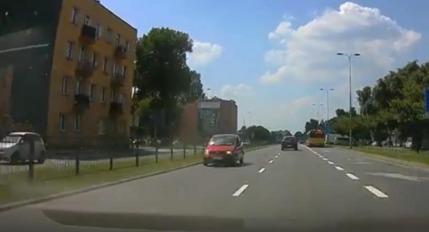 Radzymińską pod prąd... Dziwne zachowanie kierowcy [FILM]
