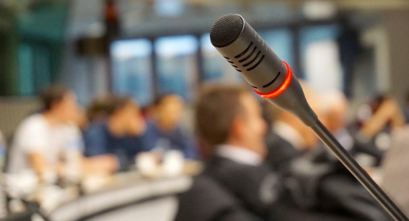 Znów te zmiany w komunikacji miejskiej. Tym razem w związku z konferencją na temat Bliskiego Wschodu