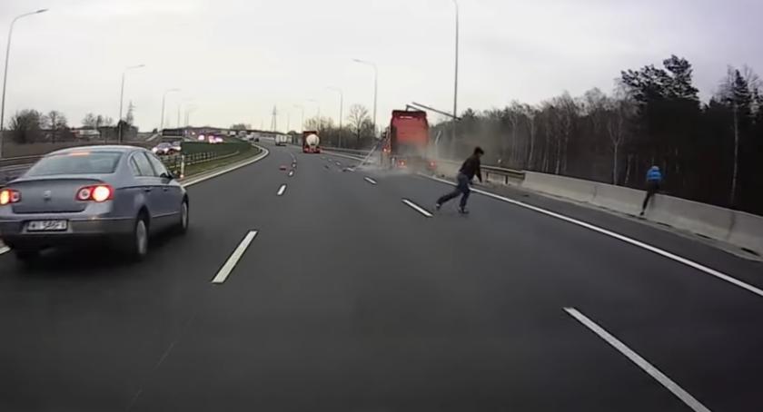 Groźny wypadek na S8 - Marki. Wstrząsające nagranie [21.03.2019]