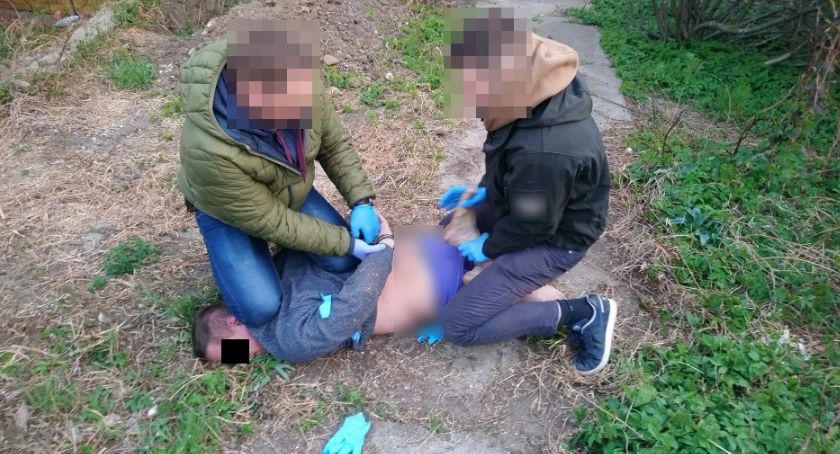 Osoby ścigane za pomocą listów gończych zostały zatrzymane. 