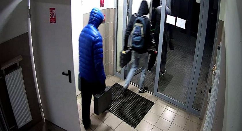 Rozpoznajesz mężczyzn biorących udział w włamaniu? 