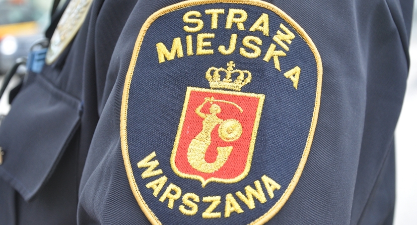 Z rozbitą głową na Chodeckiej