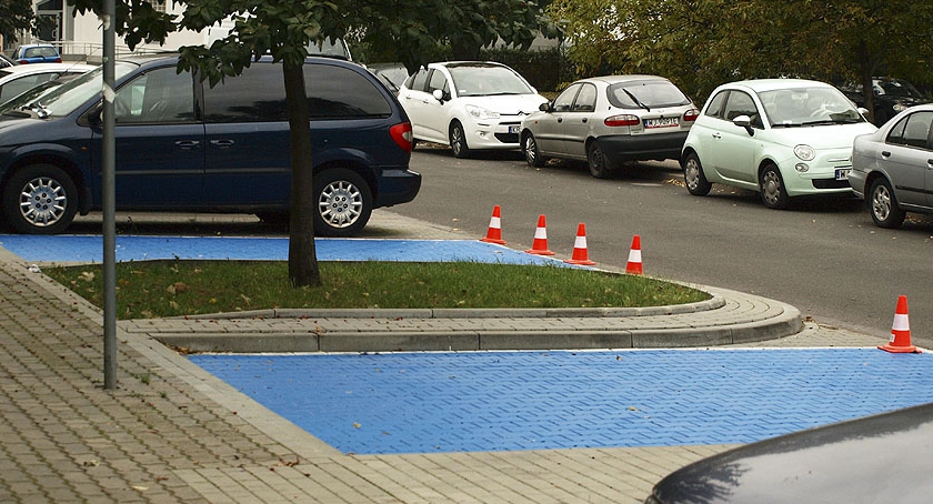 Koperty dla niepełnosprawnych na Suwalskiej