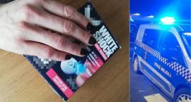 Ambasadorki białych zębów zostały przekazane policji