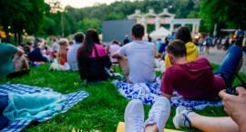 Ostatni tydzień kina plenerowego na Targówku [REPERTUAR]