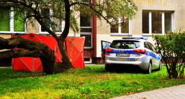 Tragiczna śmierć na Targówku. Mężczyzna wypadł z ósmego piętra