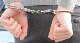Mieszkaniec Targówka z zarzutami. W jego mieszkaniu znaleziono heroinę… jak twierdził na własny użytek 