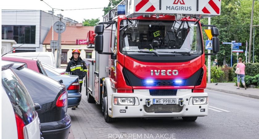 Niebezpieczne przypalenie w budynku wielorodzinnym przy Chruściela