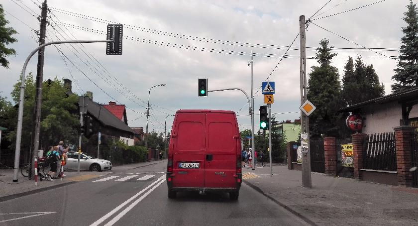 Zainstalowano wreszcie sygnalizację świetlną 
