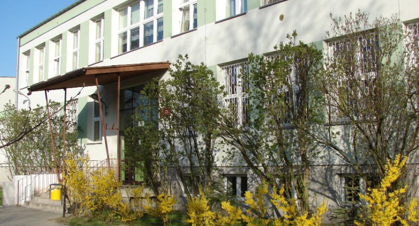 Zamkną szkołę przez wykrytą bakterię w wodzie
