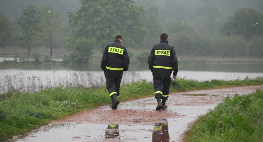 Rembertów: pożar domu jednorodzinnego