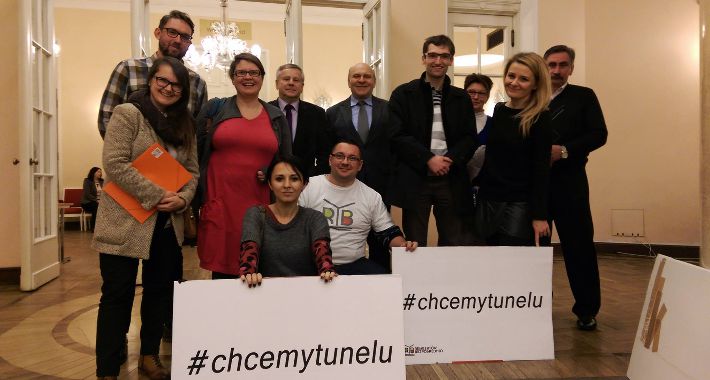Rada m. st. Warszawy podjęła stanowisko popierające działania dążące do budowy tunelu