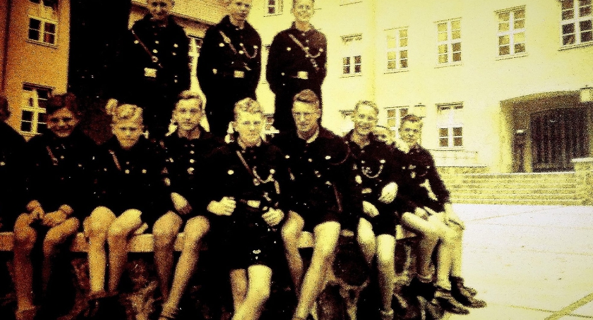 Niedziela z książką