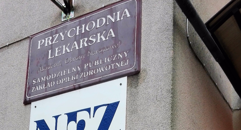 Laryngologa na „Poligonie” zdecydowanie odradzamy