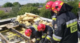 Pożar na Ułańskiej. Palił się dach budynku 