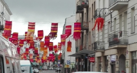 Nepal? Nic podobnego! To Ząbkowska na warszawskiej Pradze.
