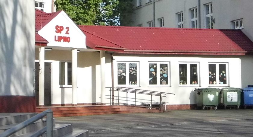 Nieliczni wrócili do szkół i przedszkoli