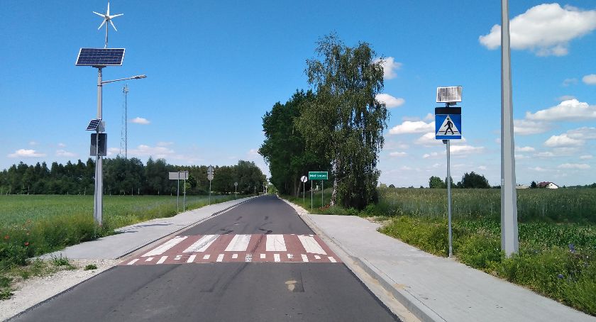Miliony złotych rządowego wsparcia na budowę dróg gminnych i powiatowych w regionie