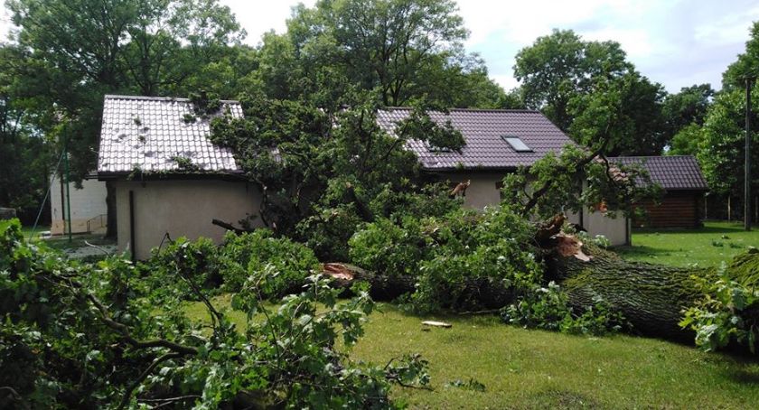 Burza zniszczyła świetlicę szkolną w Zadusznikach