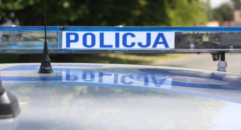 Ekspedientka miała 3,3 promila! Zasnęła podczas interwencji policji!
