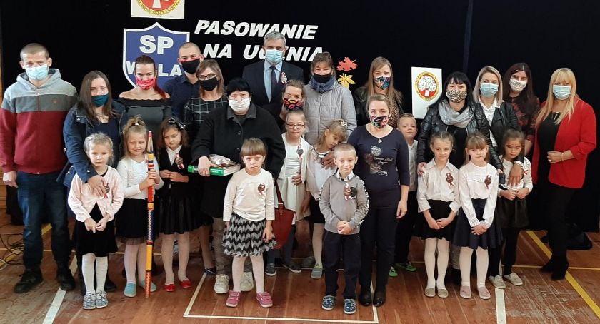 W hołdzie patronce szkoły w Woli
