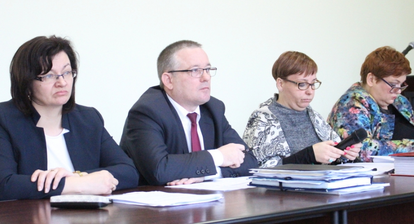 Z kopyta z inwestycjami w Dobrzyniu nad Wisłą