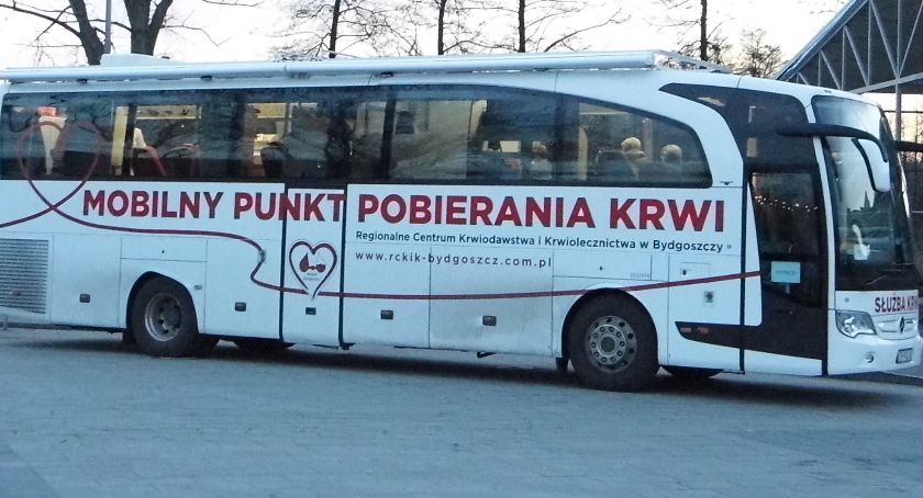 Krwiobus na placu