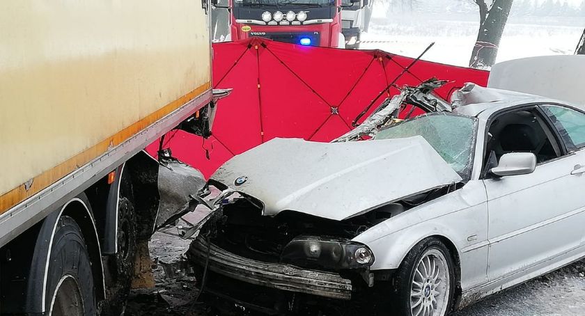 37-latka zginęła na miejscu. Zawinił 18-latek z BMW