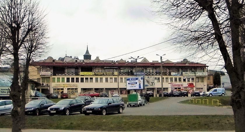 Sypią się mandaty za brak maseczek