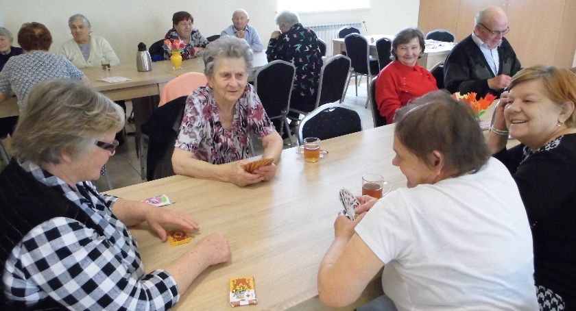 Dom Dziennego Pobytu w Krzyżówkach aktywizuje seniorów